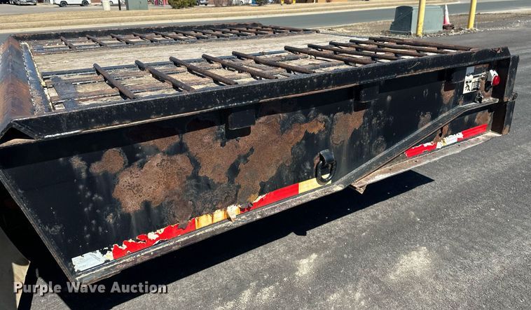 image for item DV0725 1992 Muv-All  4870FT drop deck hydraulic tail equipment trailer