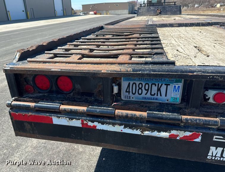 image for item DV0725 1992 Muv-All  4870FT drop deck hydraulic tail equipment trailer