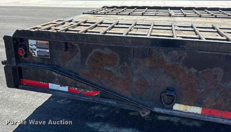 image for item DV0725 1992 Muv-All  4870FT drop deck hydraulic tail equipment trailer