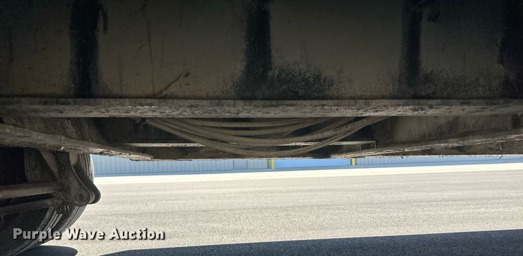 image for item DV0725 1992 Muv-All  4870FT drop deck hydraulic tail equipment trailer