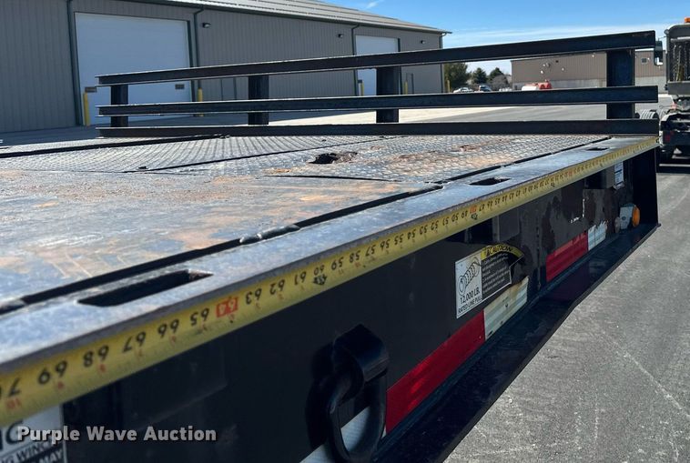 image for item DV0725 1992 Muv-All  4870FT drop deck hydraulic tail equipment trailer