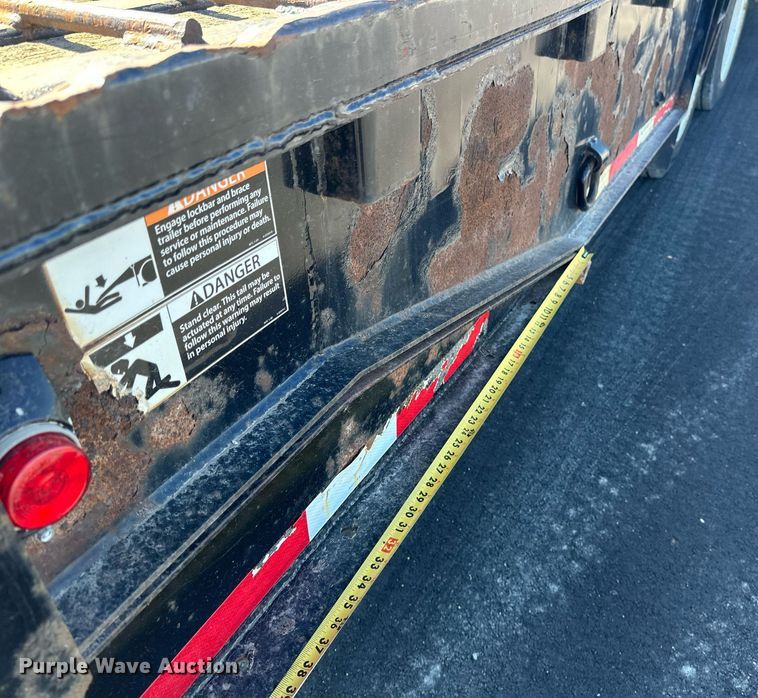 image for item DV0725 1992 Muv-All  4870FT drop deck hydraulic tail equipment trailer