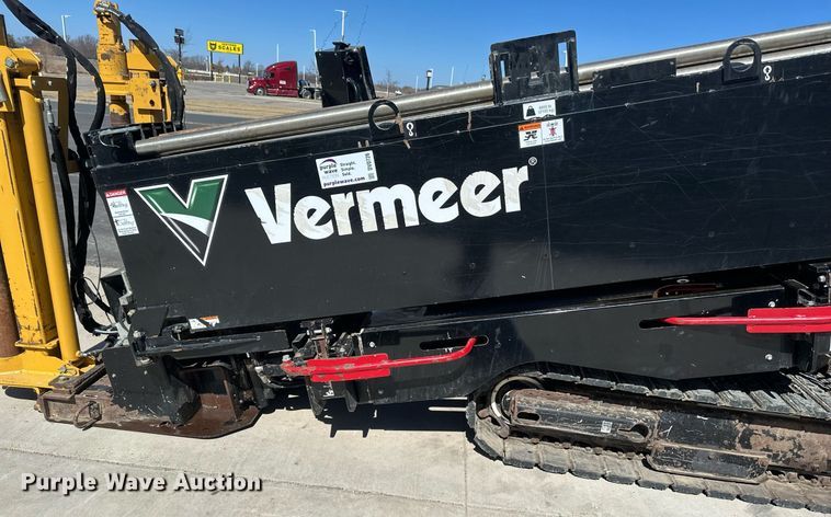 image for item DV0726 2021 Vermeer 24x40 III directional boring unit