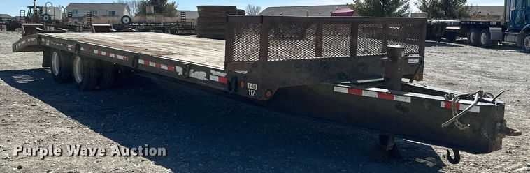 image for item DV0727 2010 Towmaster T40 equipment trailer