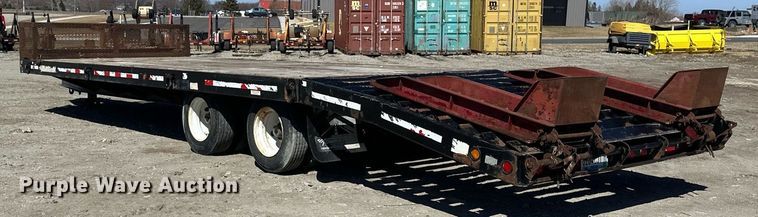 image for item DV0727 2010 Towmaster T40 equipment trailer