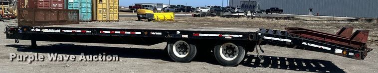 image for item DV0727 2010 Towmaster T40 equipment trailer