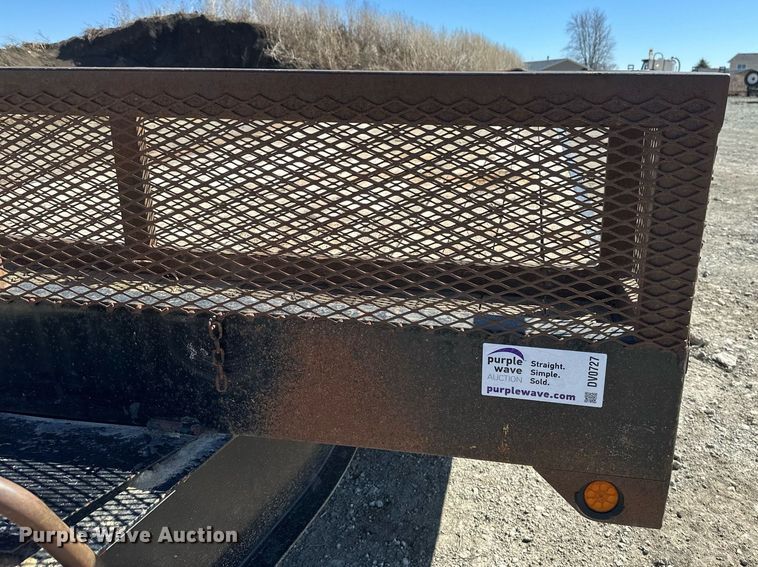 image for item DV0727 2010 Towmaster T40 equipment trailer