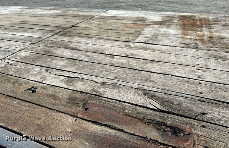 image for item DV0727 2010 Towmaster T40 equipment trailer