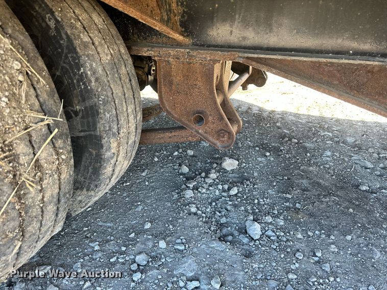 image for item DV0727 2010 Towmaster T40 equipment trailer