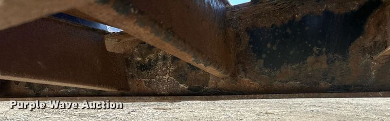 image for item DV0727 2010 Towmaster T40 equipment trailer