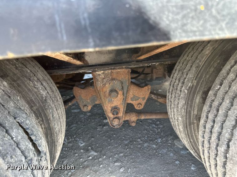 image for item DV0727 2010 Towmaster T40 equipment trailer