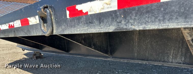 image for item DV0727 2010 Towmaster T40 equipment trailer