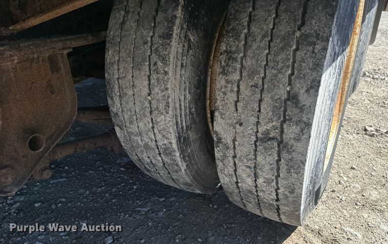 image for item DV0727 2010 Towmaster T40 equipment trailer