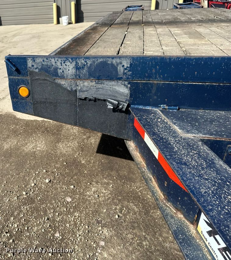 image for item DV0728 1994 Felling  FT40-2 equipment trailer