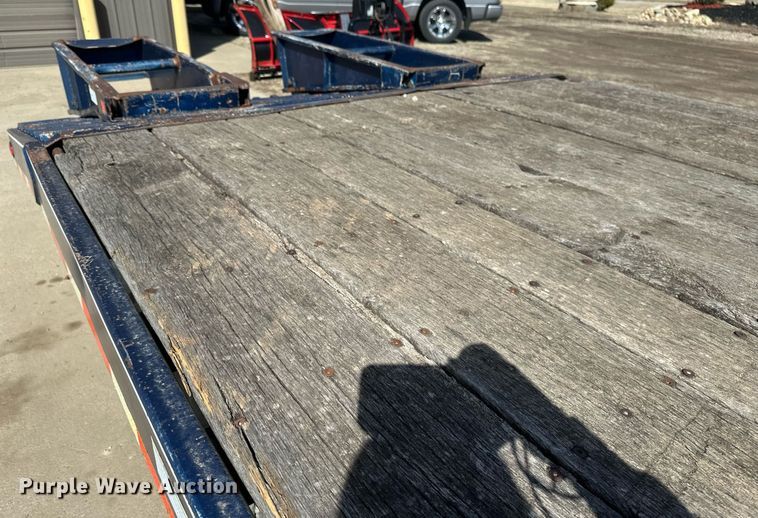 image for item DV0728 1994 Felling  FT40-2 equipment trailer