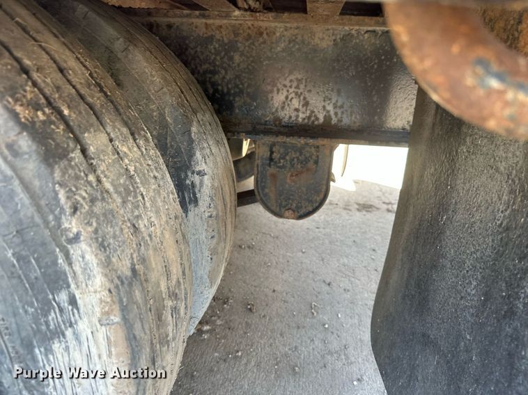 image for item DV0728 1994 Felling  FT40-2 equipment trailer