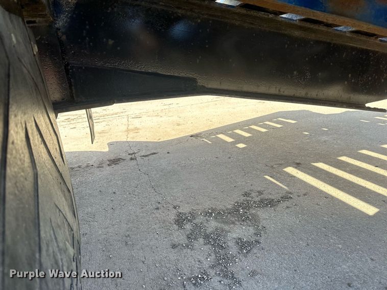 image for item DV0728 1994 Felling  FT40-2 equipment trailer