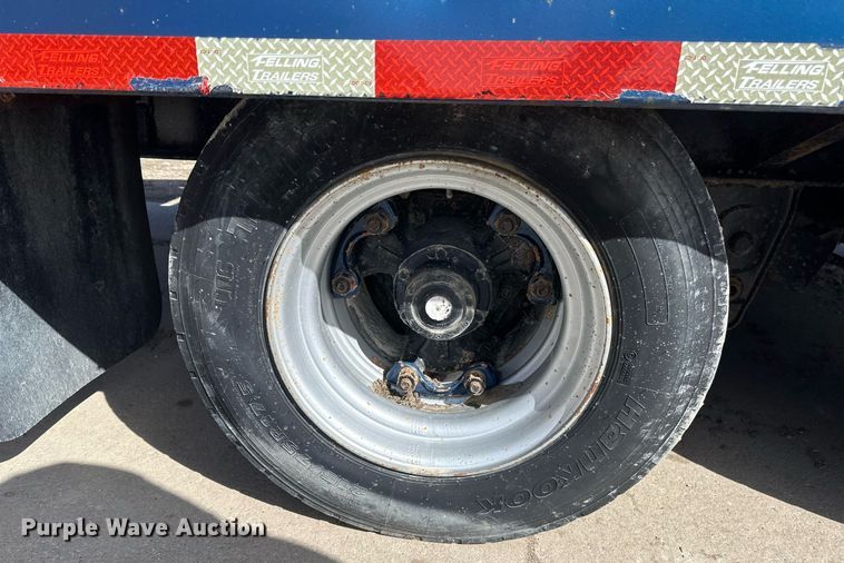 image for item DV0728 1994 Felling  FT40-2 equipment trailer