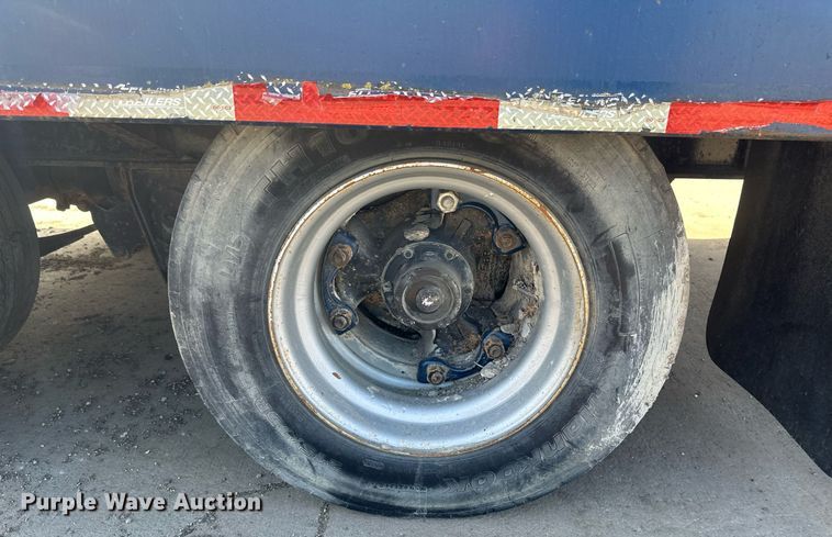 image for item DV0728 1994 Felling  FT40-2 equipment trailer