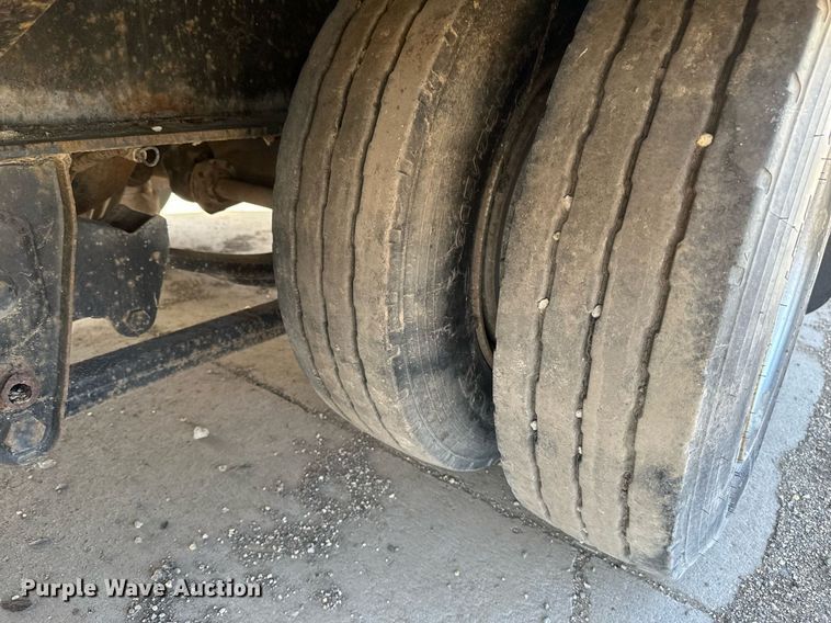 image for item DV0728 1994 Felling  FT40-2 equipment trailer