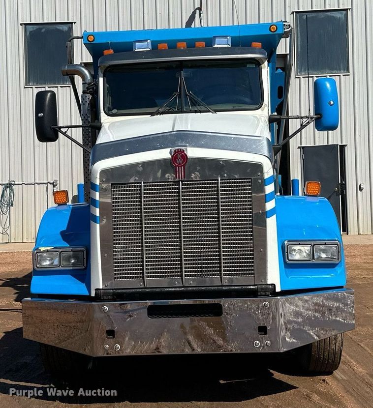 image for item DV0734 2009 Kenworth  T800 dump truck