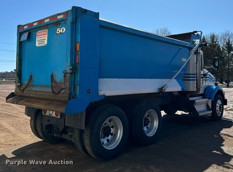 image for item DV0734 2009 Kenworth  T800 dump truck