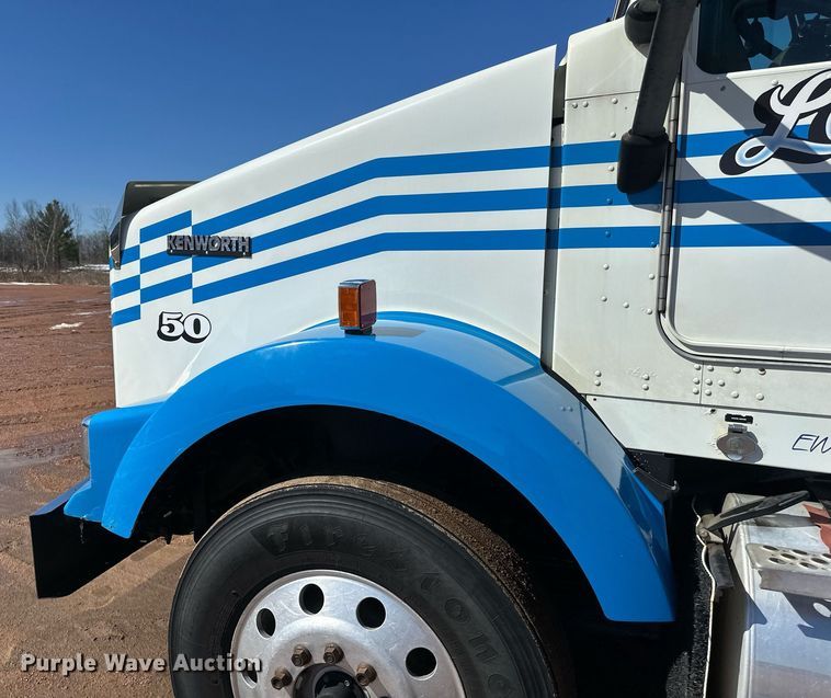 image for item DV0734 2009 Kenworth  T800 dump truck