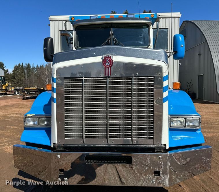 image for item DV0734 2009 Kenworth  T800 dump truck