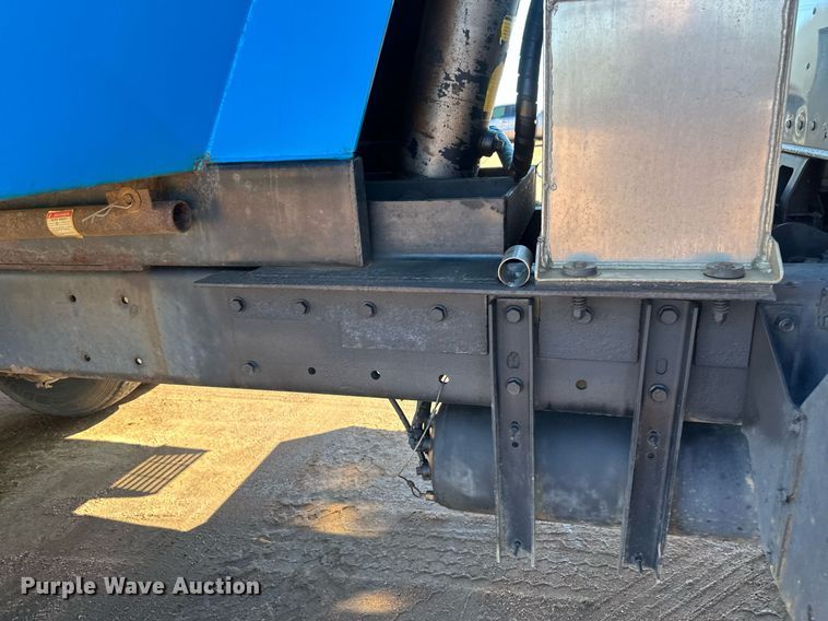 image for item DV0734 2009 Kenworth  T800 dump truck