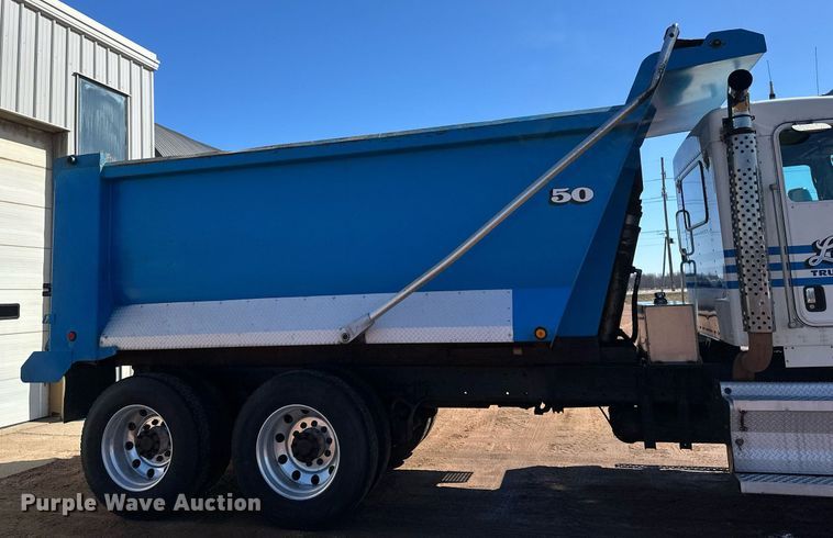 image for item DV0734 2009 Kenworth  T800 dump truck