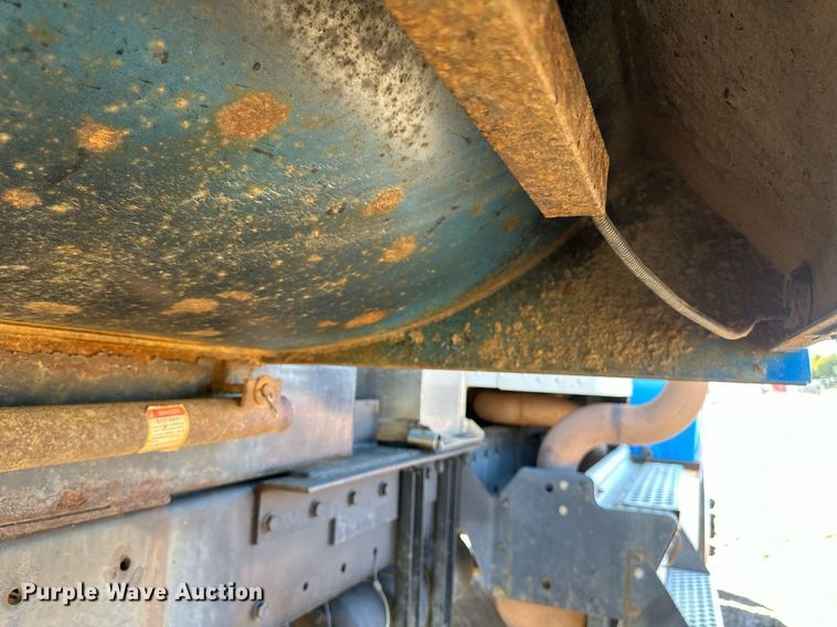 image for item DV0734 2009 Kenworth  T800 dump truck