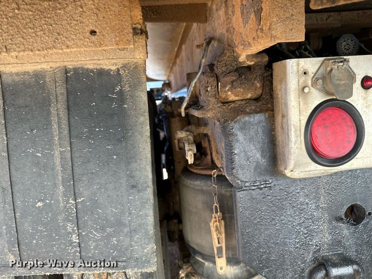 image for item DV0734 2009 Kenworth  T800 dump truck