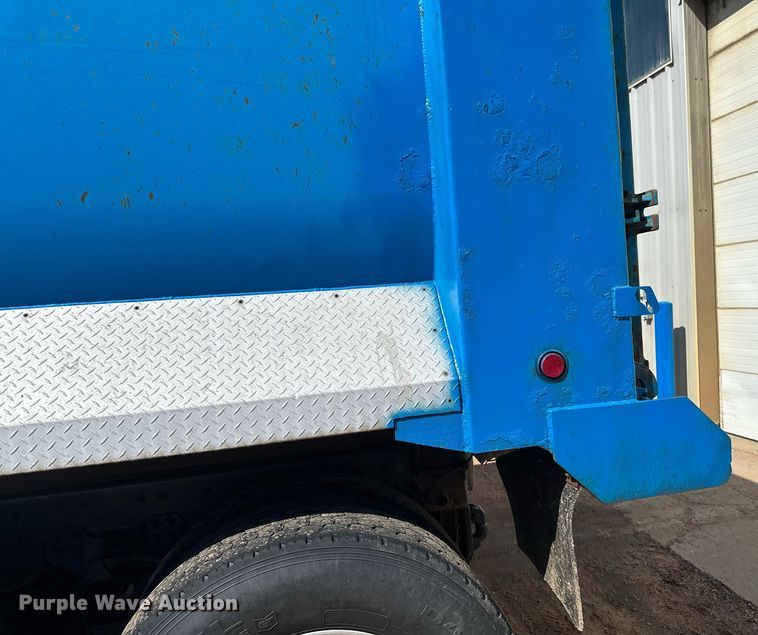 image for item DV0734 2009 Kenworth  T800 dump truck