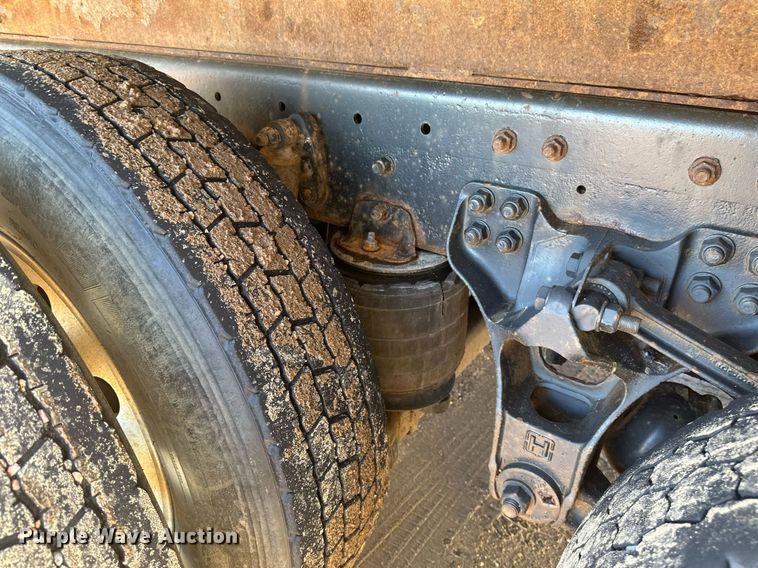 image for item DV0734 2009 Kenworth  T800 dump truck