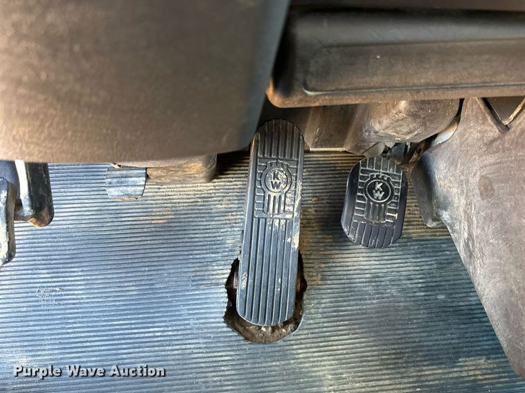 image for item DV0734 2009 Kenworth  T800 dump truck