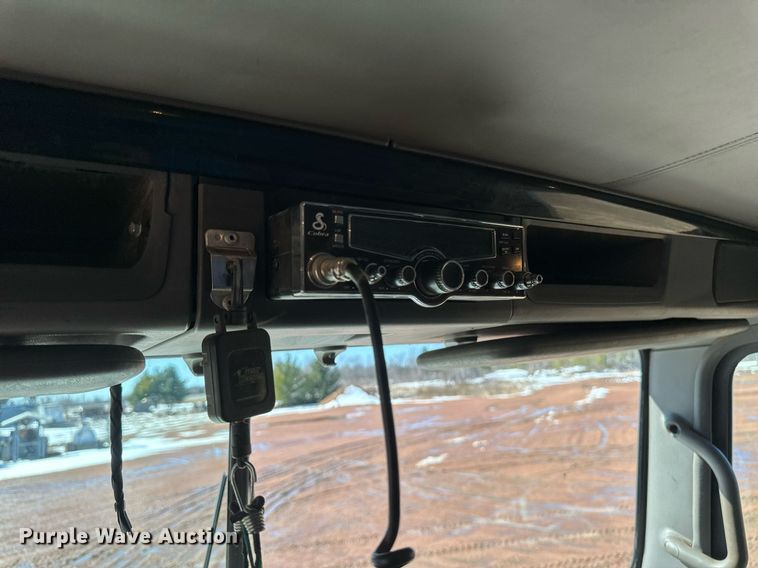 image for item DV0734 2009 Kenworth  T800 dump truck