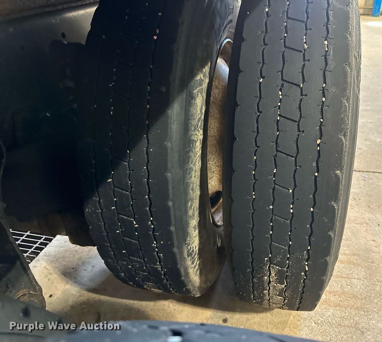 image for item DV0734 2009 Kenworth  T800 dump truck