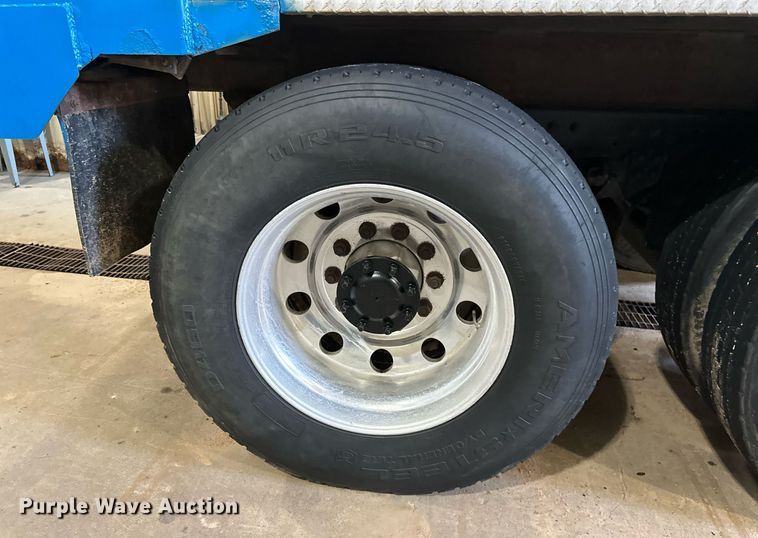 image for item DV0734 2009 Kenworth  T800 dump truck