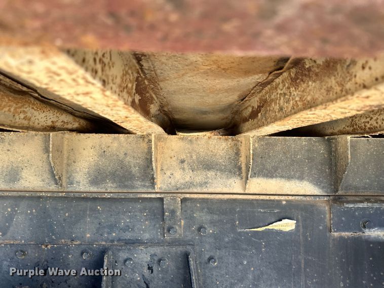 image for item DV0736 1991 Ford  L9000 dump truck