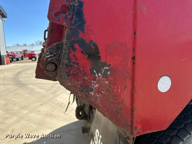 image for item DV0736 1991 Ford  L9000 dump truck