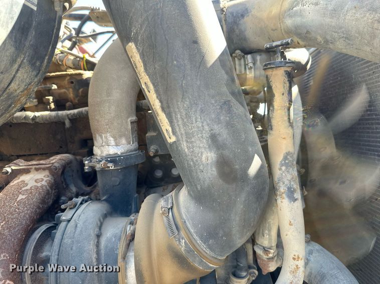 image for item DV0736 1991 Ford  L9000 dump truck