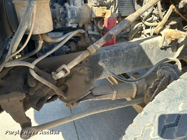 image for item DV0736 1991 Ford  L9000 dump truck