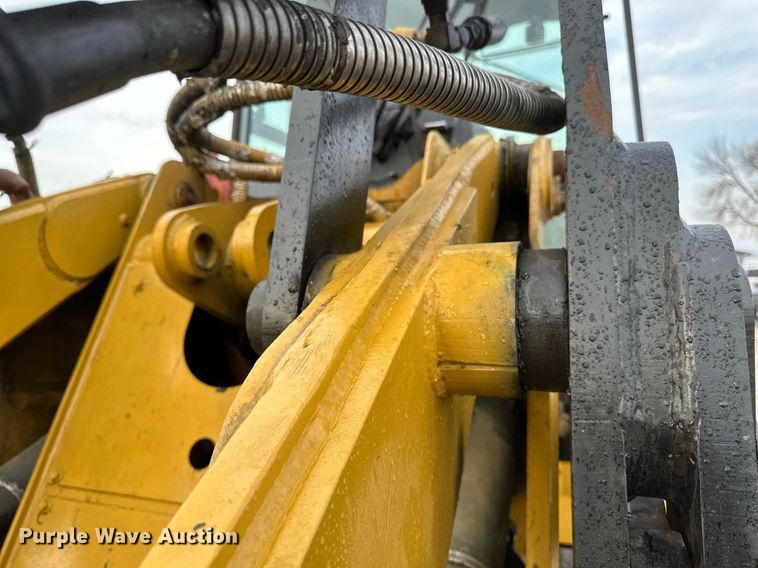 image for item DV0738 2019 Caterpillar  914M  wheel loader