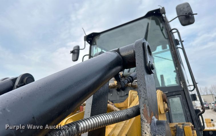 image for item DV0738 2019 Caterpillar  914M  wheel loader