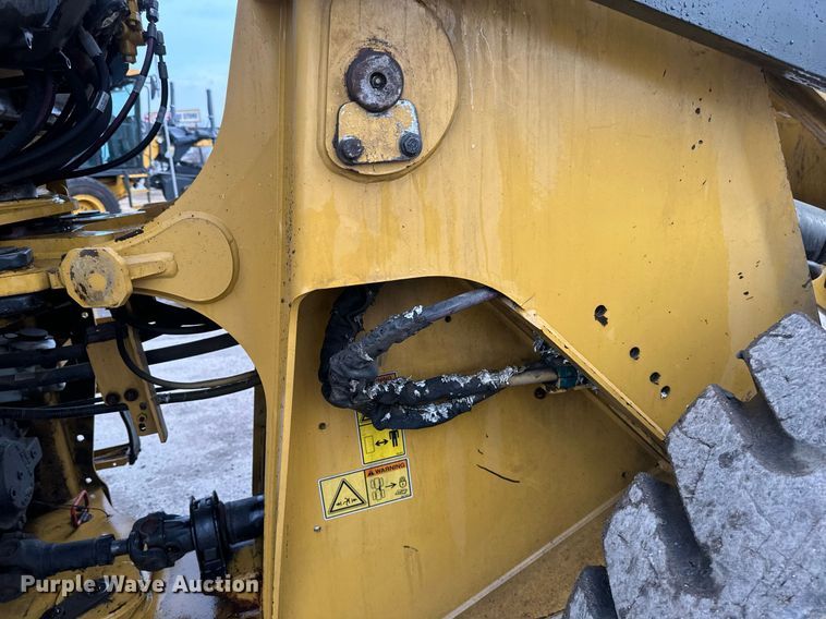 image for item DV0738 2019 Caterpillar  914M  wheel loader