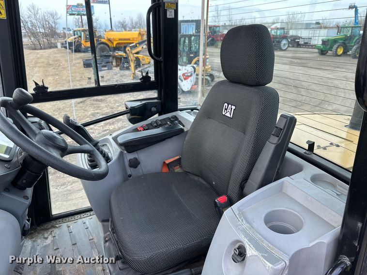 image for item DV0738 2019 Caterpillar  914M  wheel loader