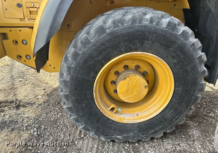 image for item DV0738 2019 Caterpillar  914M  wheel loader