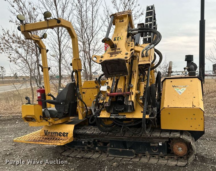 image for item DV0739 2016 Vermeer PD10 pile driver