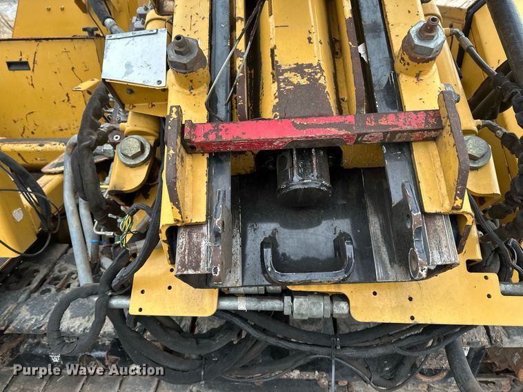 image for item DV0739 2016 Vermeer PD10 pile driver