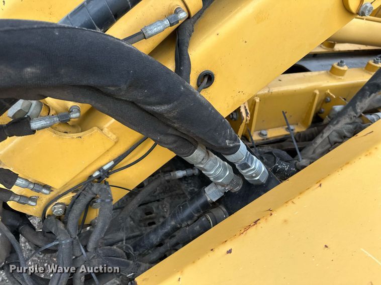 image for item DV0739 2016 Vermeer PD10 pile driver